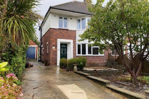 21 Crossfield Road - front.jpg