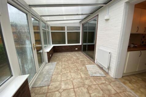 21 Crossfield Road - conservatory 2.jpg