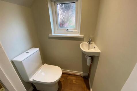 21 Crossfield Road - downstairs w.c..jpg