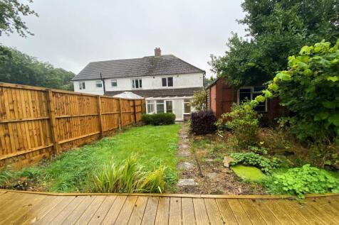 21 Crossfield Road - rear garden 3.jpg