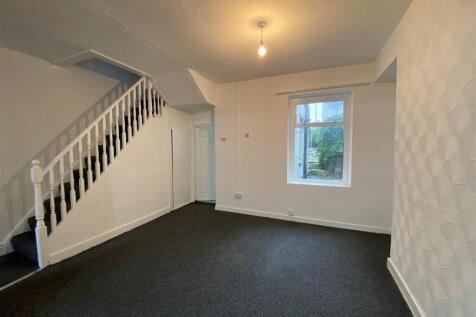 13 St Marys - dining room.jpg