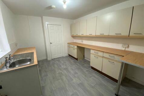 13 St Marys - kitchen (2).jpg