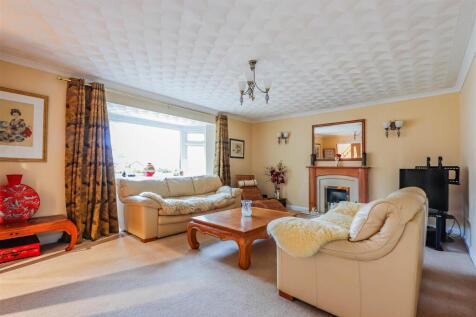 Griffin Close -11.jpg