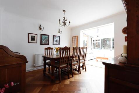 Griffin Close -13.jpg