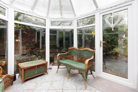 Griffin Close -17.jpg