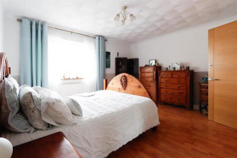 Griffin Close -7.jpg