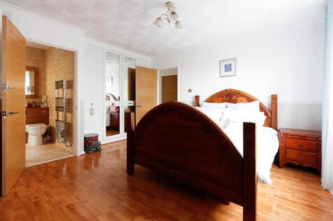 Griffin Close -9.jpg