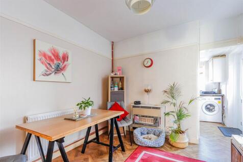 Castleland St -3.jpg