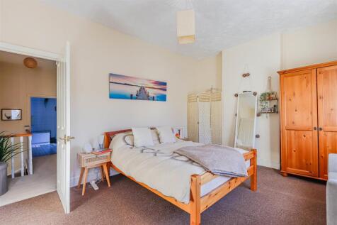 Castleland St -8.jpg