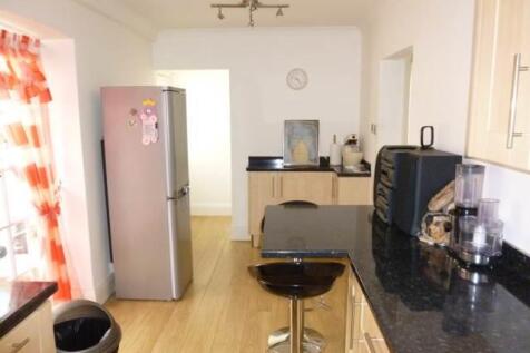 Kitchen pic 2.JPG