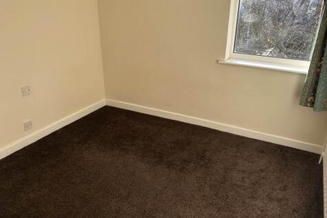bedroom 3.jpg