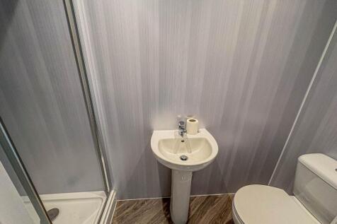 Shower room.jpg