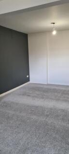 Livingroom/ Dining Room