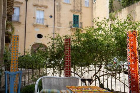 Property Image 100