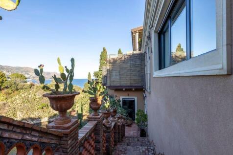 Property Image 103