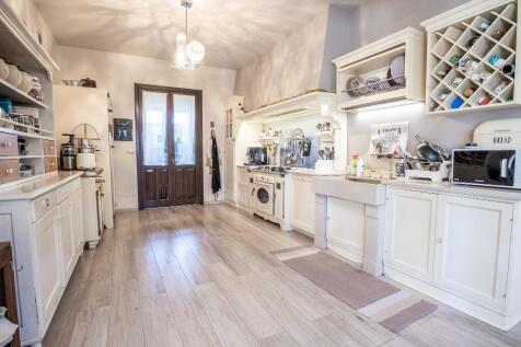 Property Image 101