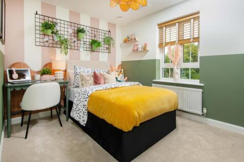 Henley Gate BAR_Langley_Bedroom