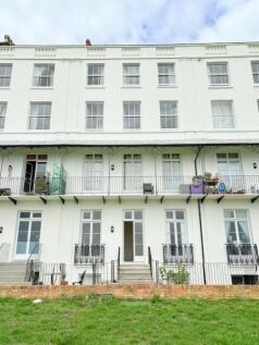 37regency17.jpg