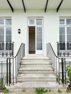 37regency16.jpg