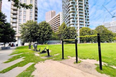 For Sale, Buy - Studion in London, Lewisham, SE13 