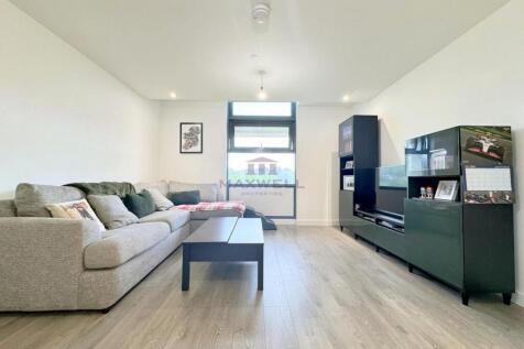 For Sale, Buy - 2 bed in Harlow, CM20 - MaxwellPro