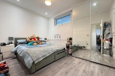 For Sale, Buy - 2 bed in Harlow, CM20 - MaxwellPro