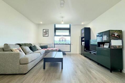 For Sale, Buy - 2 bed in Harlow, CM20 - MaxwellPro