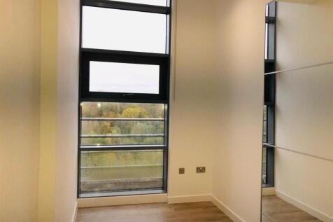 2 Bed two bath flat to rent in Harlow, Maxwellprop