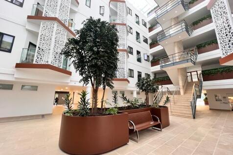 2 Bed two bath flat to rent in Harlow, Maxwellprop