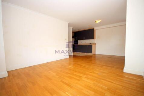 To Let, Rent - 2 bed, 2 bath flat in Kent, ME16 - 
