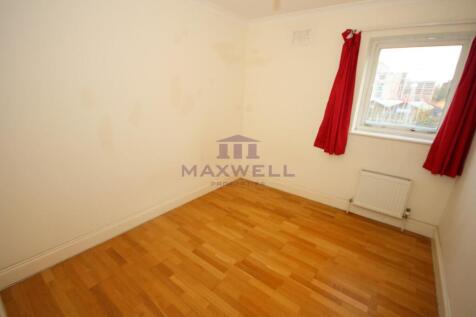 To Let, Rent - 2 bed, 2 bath flat in Kent, ME16 - 