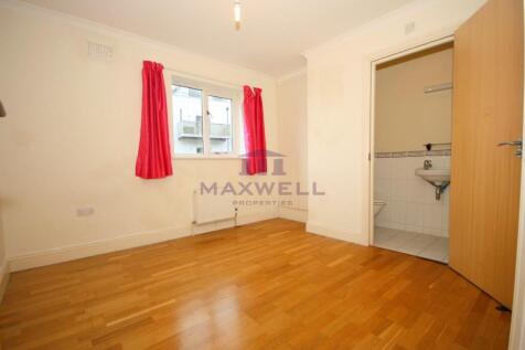 To Let, Rent - 2 bed, 2 bath flat in Kent, ME16 - 
