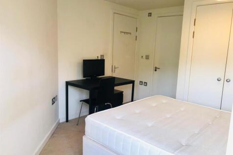 EN-SUITE DOUBLE ROOM for rent, Canada Water, Maxwe
