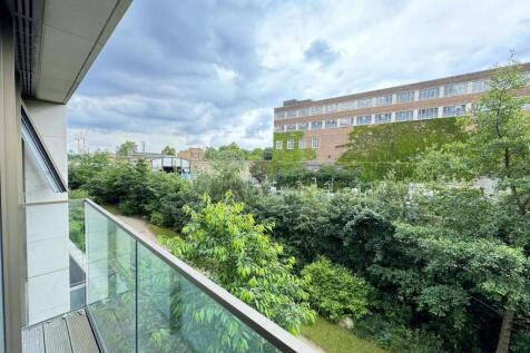 Colombia Gardens Lillie Sq, SW6