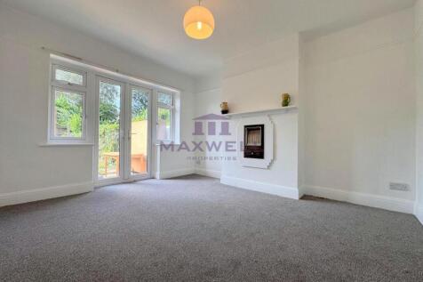 A three-bedroom for rent, Tunbridge Wells, TN4.