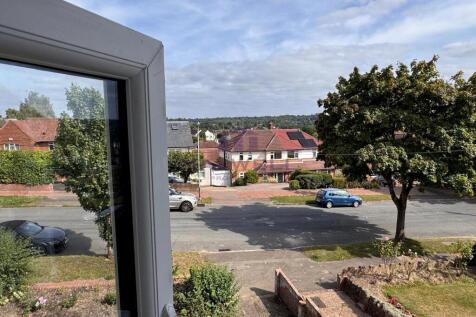 A three-bedroom for rent, Tunbridge Wells, TN4.
