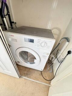 2 bed 2 bath for rent in Bow, E3