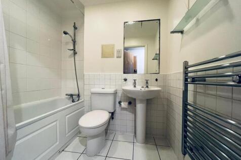To Let, Rent - 2 bed in Campbell Road, London, E3 