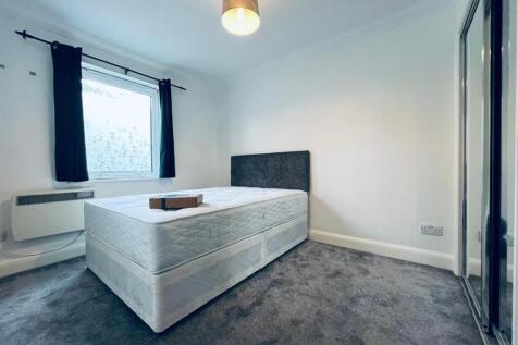 To Let, Rent - 2 bed in Campbell Road, London, E3 