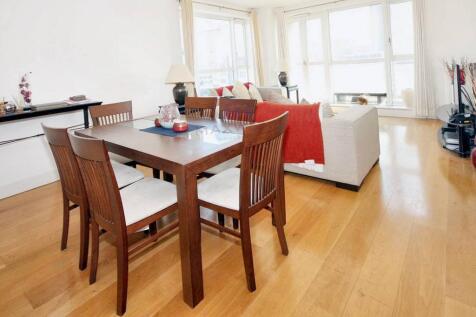 To let, Rent - 2 bed luxury flat in Canary Wharf, 