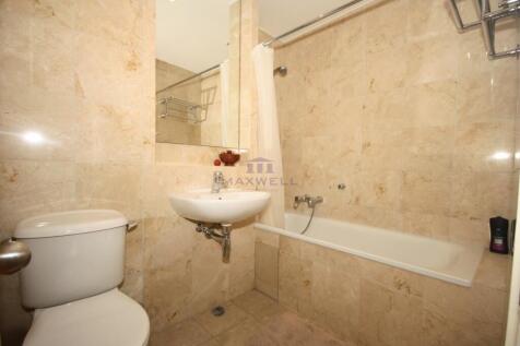 To let, Rent - 2 bed luxury flat in Canary Wharf, 