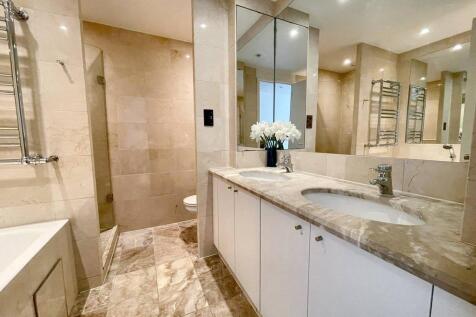 To let, Rent - 2 bed luxury flat in Canary Wharf, 