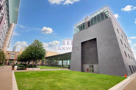 To let, Rent - 2 bed luxury flat in Canary Wharf, 