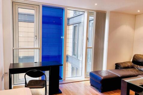 To Let, Rent - Studio apartment in Canary Wharf, L