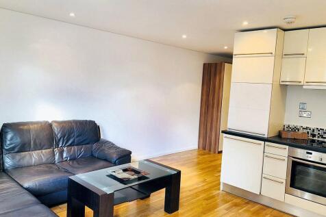 To Let, Rent - Studio apartment in Canary Wharf, L