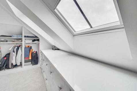 Walk in Wardrobe