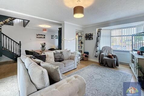Living/Dining Room