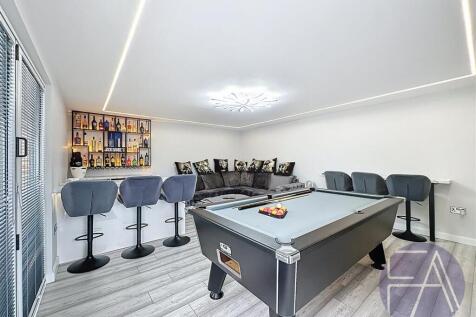 Pool room