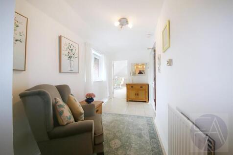 ridgefield-court-10-palatine-road-southport-pr8-2b