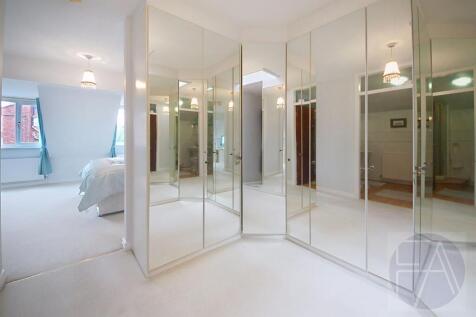 ridgefield-court-10-palatine-road-southport-pr8-2b